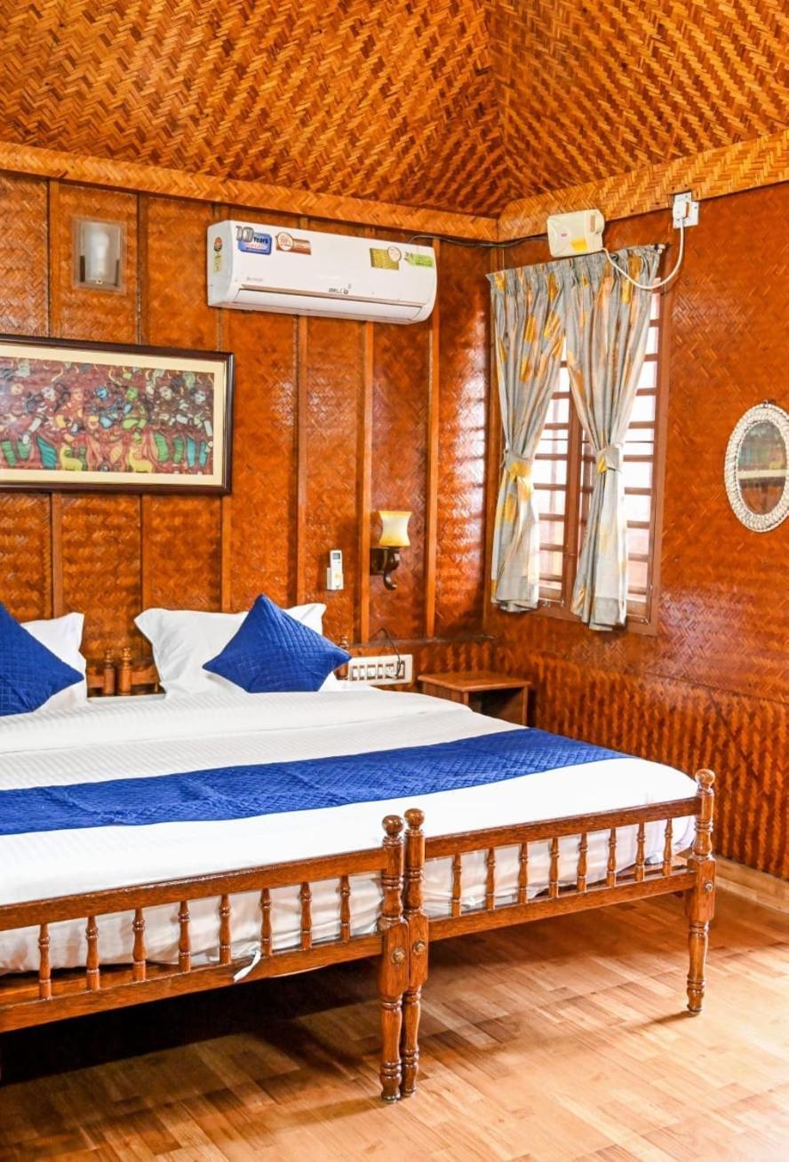 Sajeev Home Stay Cherai Beach ห้อง รูปภาพ
