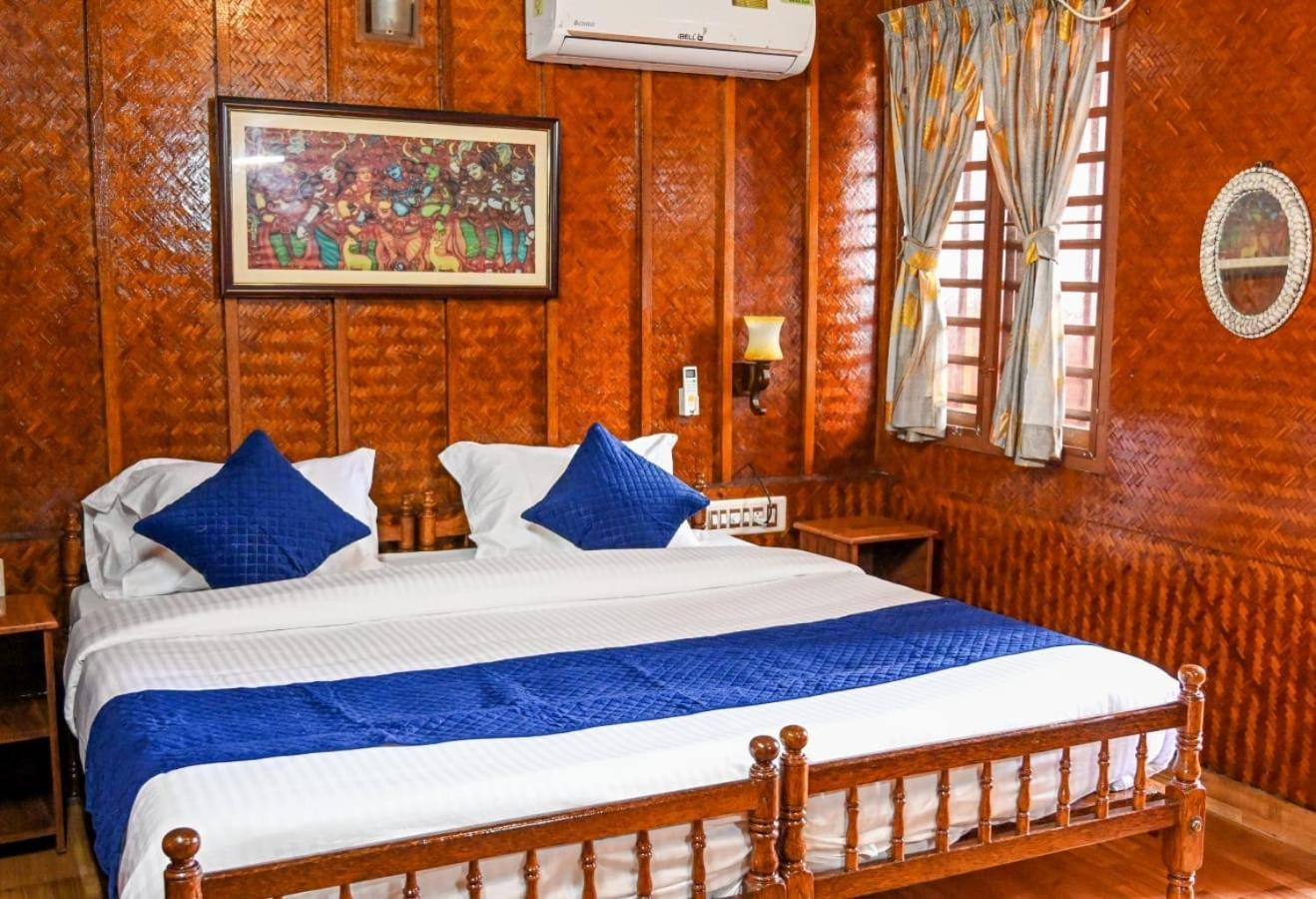 Sajeev Home Stay Cherai Beach ห้อง รูปภาพ