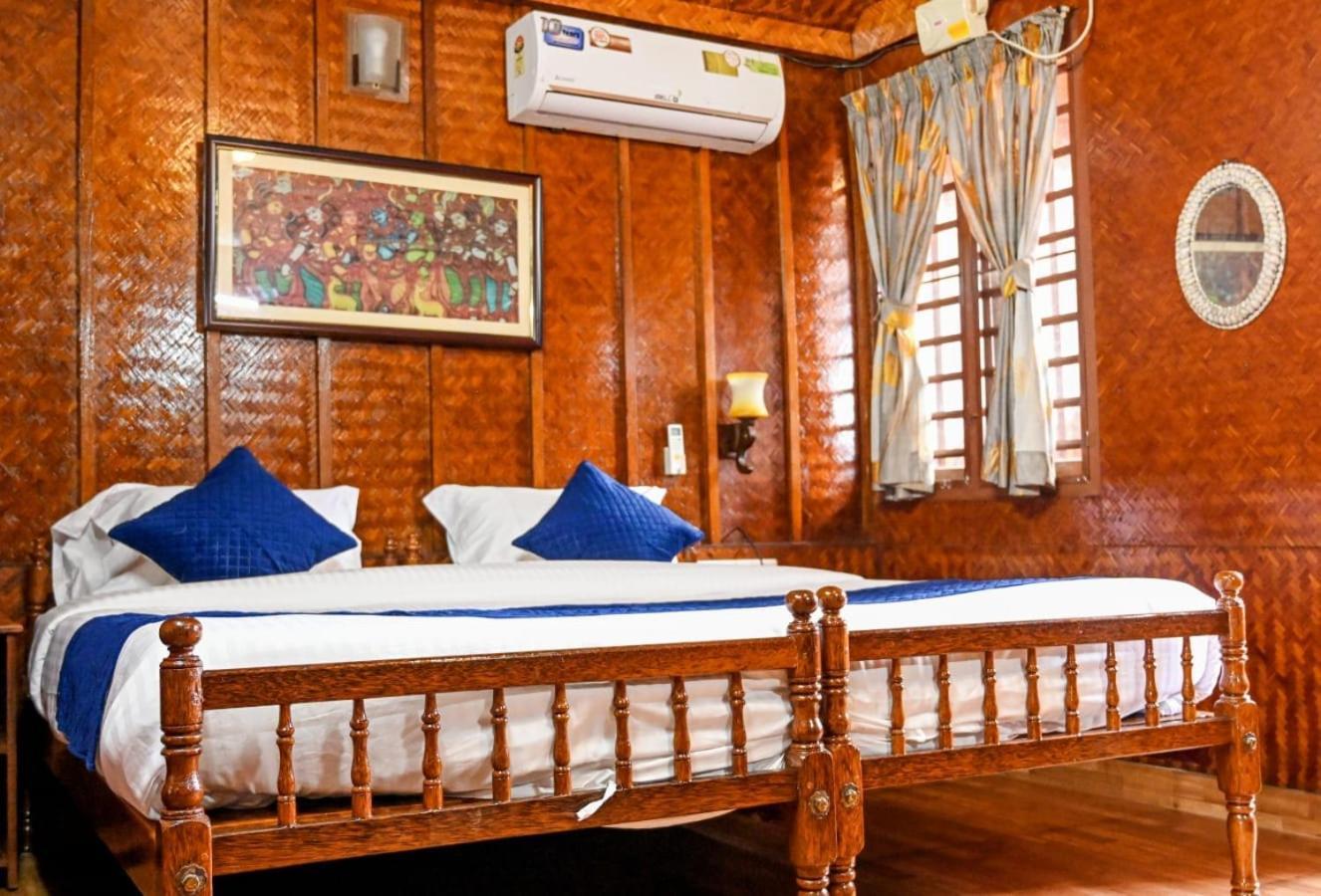 Sajeev Home Stay Cherai Beach ห้อง รูปภาพ