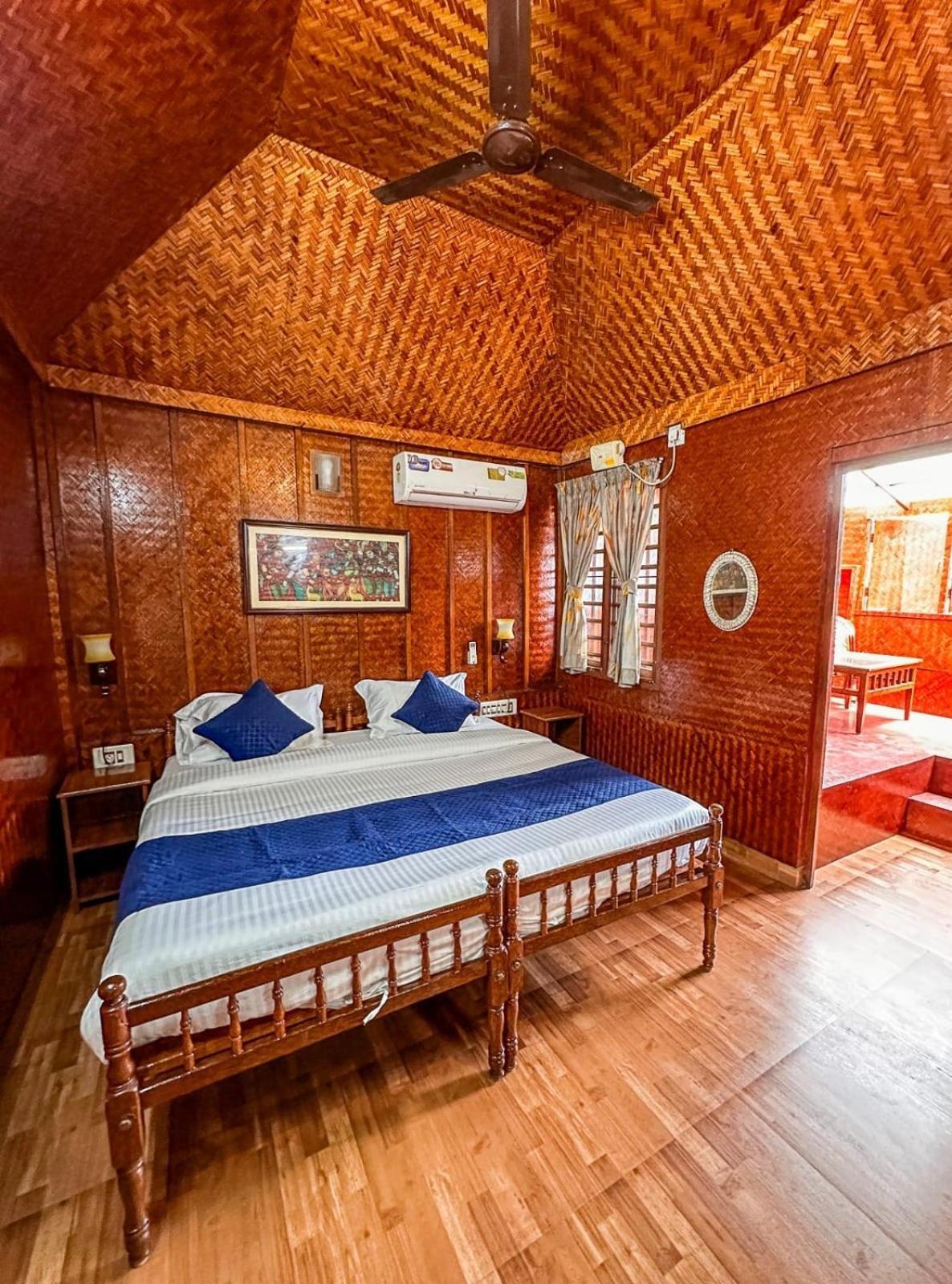 Sajeev Home Stay Cherai Beach ห้อง รูปภาพ