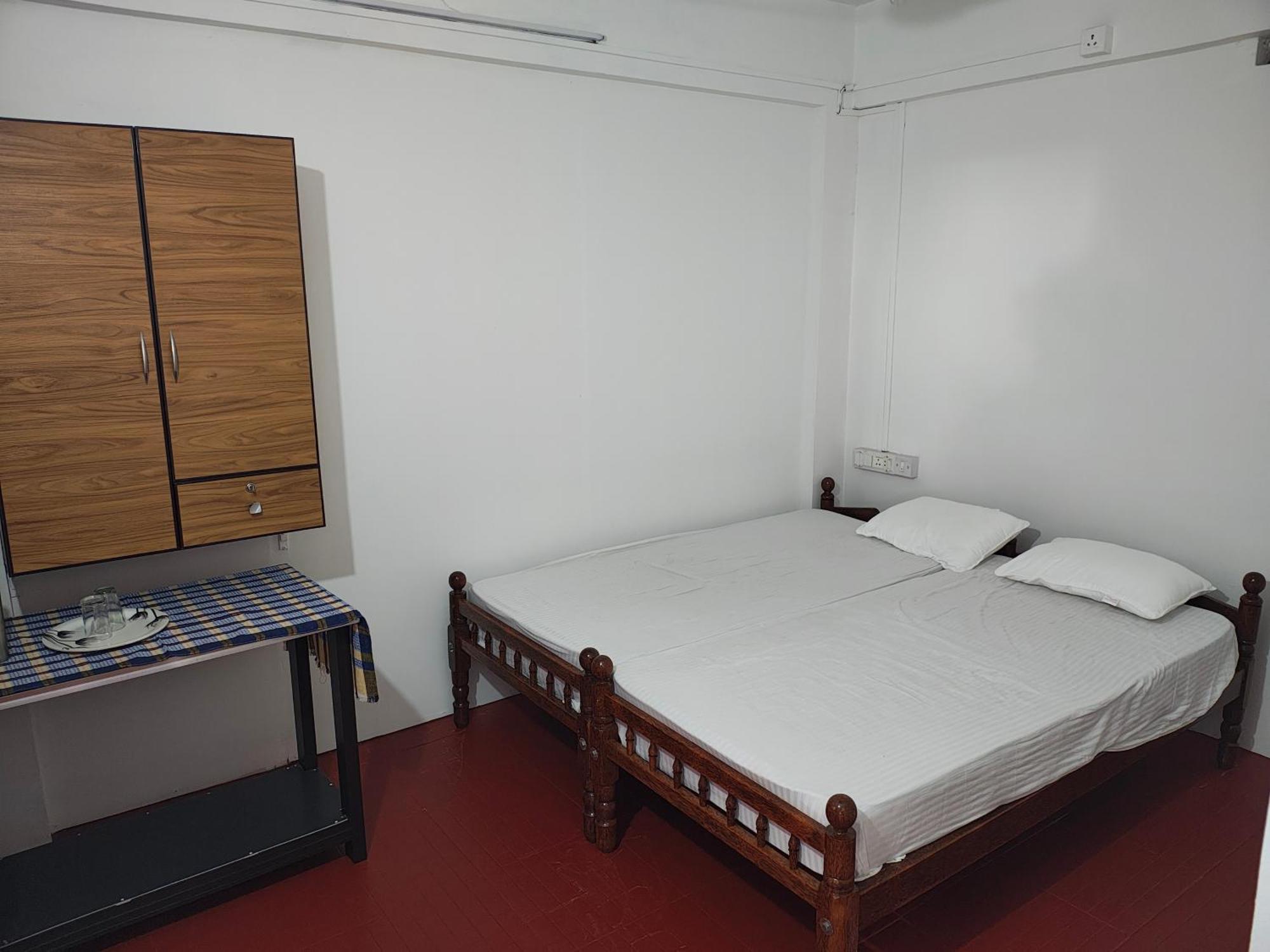 Sajeev Home Stay Cherai Beach ภายนอก รูปภาพ